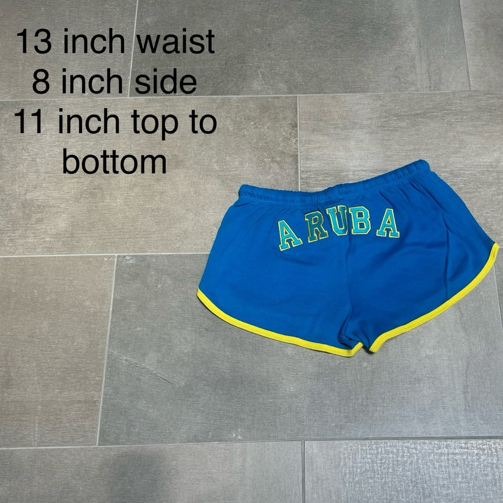 Aruba shorts girls size small
